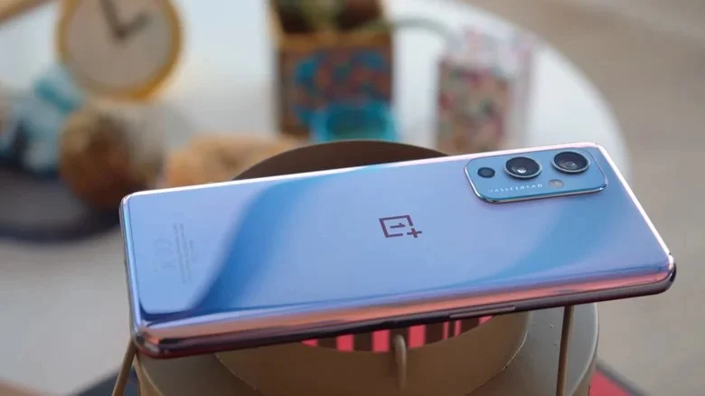 OnePlus 9 ve 10